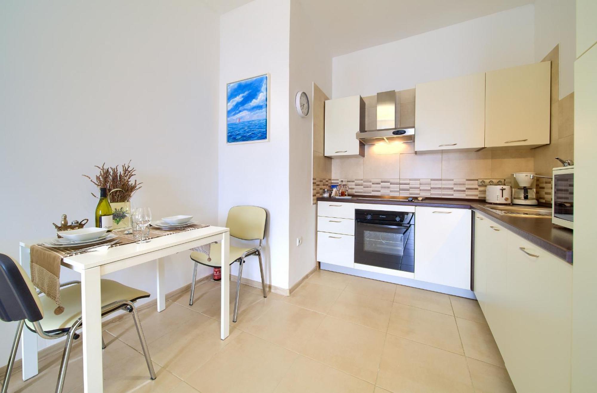 Apartments Six Кральевица Экстерьер фото