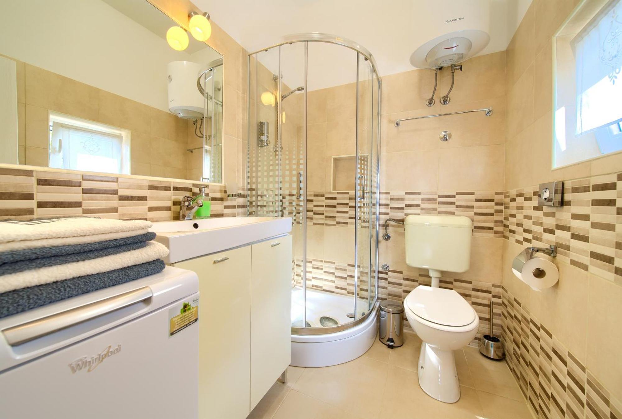 Apartments Six Кральевица Экстерьер фото